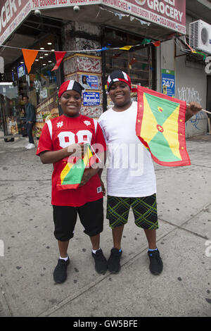 Caraibi Kiddie Parade prende il via il Carnevale Caraibico oltre il weekend della Festa del Lavoro che conduce fino al Labor Day West Indian Parade lungo la Eastern Parkway a Brooklyn, New York. Foto Stock