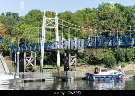 La Western ponte di sospensione, Teddington Lock, London Borough of Richmond upon Thames, Greater London, England, Regno Unito Foto Stock