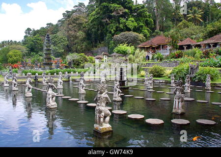 Taman Tirta Gangga acqua Palace a Bali, in Indonesia Foto Stock