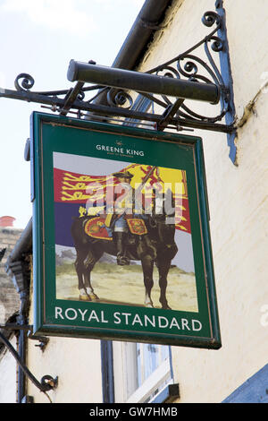Royal Standard segno Pub; Ely; Cambridgeshire; Inghilterra; Regno Unito Foto Stock
