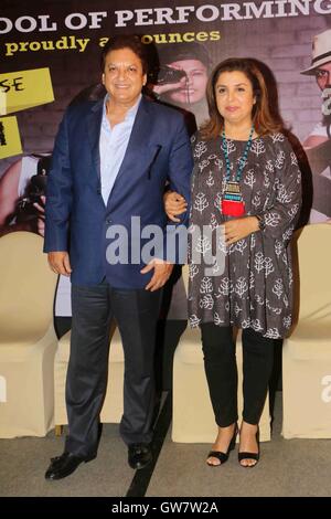 Attore di Bollywood Shashi Ranjan regista Farah Khan conferenza stampa Indian Television Academy Mumbai Foto Stock