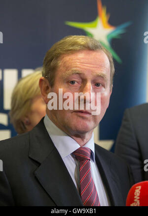 Taoiseach Enda Kenny assiste il Fine Gael partito parlamentare incontro alla Keadeen Hotel, Newbridge, Co Kildare. Foto Stock