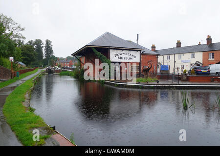 Powysland Museum un vecchio magazzino presso il canale di Montgomeryshire in Welshpool Galles Regno Unito canali Powys gallese Foto Stock