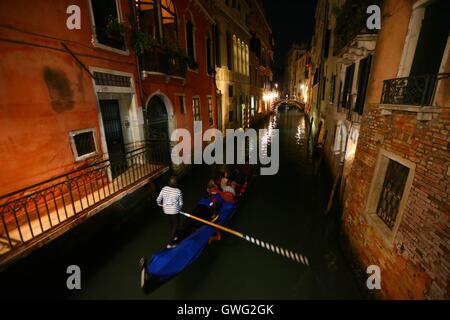 Venezia. 5 Sep, 2016. Foto scattata il 7 settembre 5, 2016 mostra una vista notturna a Venezia, Italia. © Gong Bing/Xinhua/Alamy Live News Foto Stock