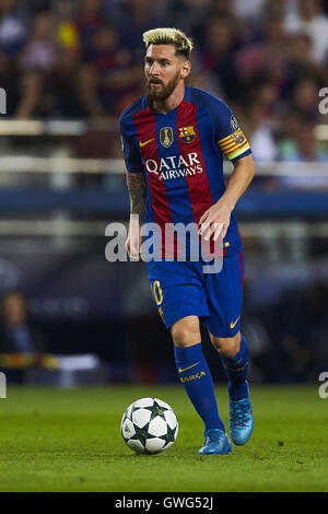 Barcellona, Spagna. Xiii Sep, 2016. Lionel Messi (FC Barcelona), durante la Champions League Soccer match tra FC Barcelona e Celtic FC, allo stadio Camp Nou a Barcellona, Spagna, martedì 13 settembre, 2016. Foto: S.Lau Credito: dpa/Alamy Live News Foto Stock