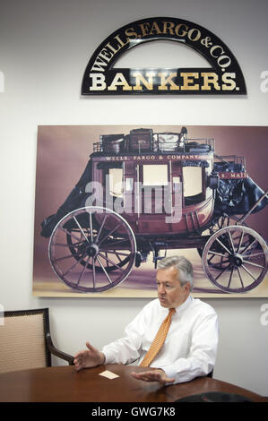 San Francisco, CA, Stati Uniti d'America. Il 21 agosto 2008. Wells Fargo CEO John Stumpf presso la Wells Fargo sede nel centro cittadino di San Francisco. © Mark Murrmann/ZUMA filo/Alamy Live News Foto Stock