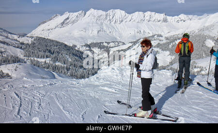 Sci a Megève Foto Stock