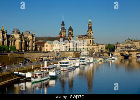 A Dresda, Terrassenufer und Bruehlsche Terrasse Foto Stock