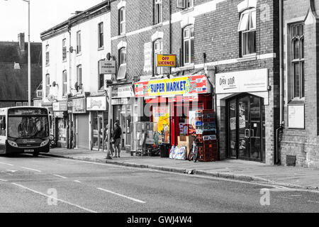 I negozi sulla strada di Kettering Northampton. Foto Stock