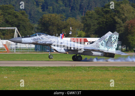 Mig 29 Fulcro del polacco forze aeree a SIAF in airshow Sliac, Slovacchia. Foto Stock