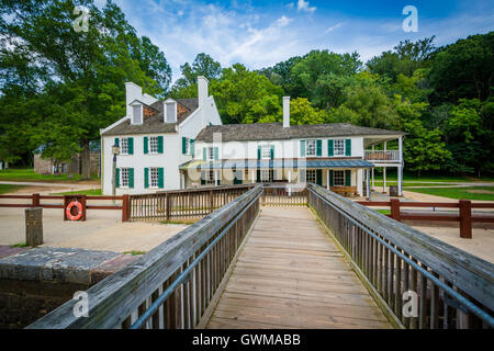 Il Great Falls Taverna Visitor Center, a Chesapeake & Ohio Canal National Historical Park, Maryland. Foto Stock