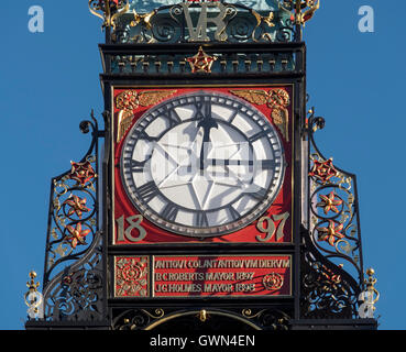 Il Vittoriano ornati Eastgate Clock, Chester, Cheshire, Inghilterra, Regno Unito Foto Stock