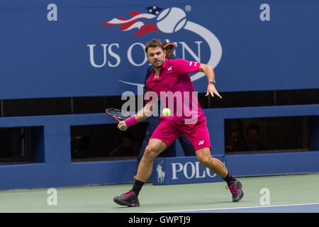 Stan Wawrinka (SUI) competere nel 2016 US Open Uomini Final Foto Stock