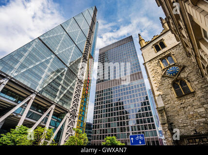 La Gran Bretagna, l'Inghilterra, la città di Londra, mole'occhio del 225 metro Leadenhall Building, soprannominato "l'Cheesegrater' Foto Stock