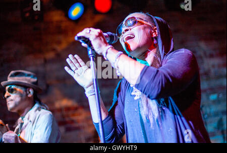 Shalamar eseguire live al Canvas Bournemouth offre: Carolyn Griffey, Shalamar dove: Bournemouth, Regno Unito quando: 2 Giu 2016 Foto Stock