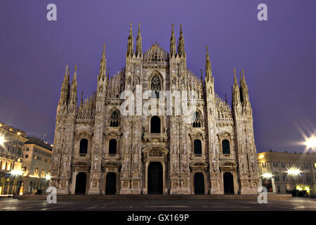 Un bel colpo del Duomo di Milano " il Duomo di Milano all'alba Foto Stock