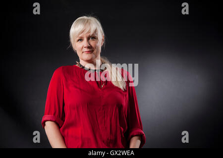 Kati Hiekkapelto, il finlandese della criminalità scrittore, all'Edinburgh International Book Festival. Edimburgo, Scozia. 23 Agosto 2016 Foto Stock