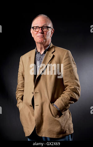 Ian Buruma, l'olandese scrittore e storico, al Edinburgh International Book Festival. Edimburgo, Scozia. 23 Agosto 2016 Foto Stock