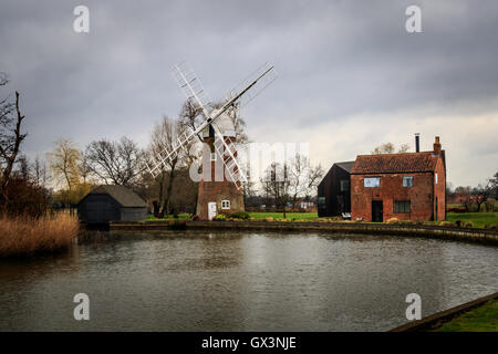 Drenaggio Hunsett mulino sul fiume Ant, Norfolk Broads Foto Stock