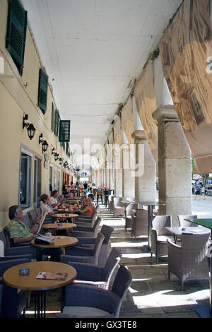 Il Verandah cafe il Liston Corfu ISOLE IONIE Grecia Foto Stock