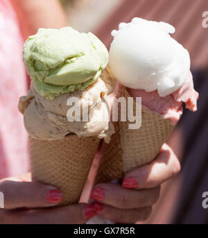 Ice Cream cornette sapori diversi in estate Foto Stock