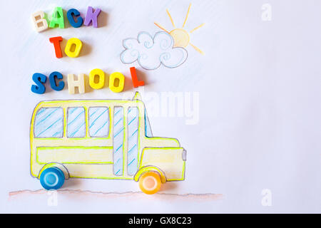 Scuola bus disegnare su carta bianca Foto Stock