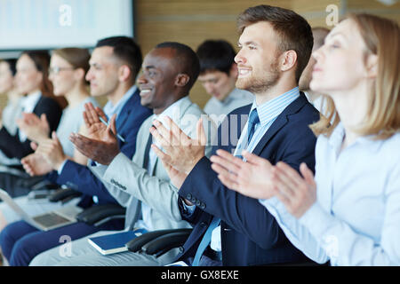 Le persone in formazione aziendale Foto Stock