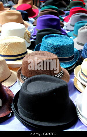 Hat stallo mercato Spittafields London REGNO UNITO Foto Stock