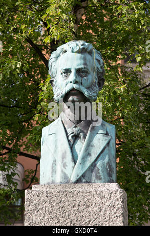 Busto commemorativo statua scultura del musicista Adolf Thomsen, 1852-1903, Tromso, Norvegia, Foto Stock