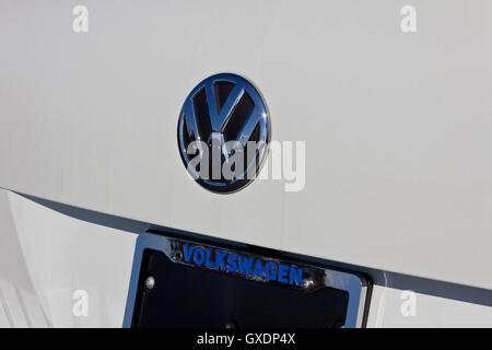 Lafayette, IN - Circa Novembre 2015: Volkswagen Logo VW Foto Stock