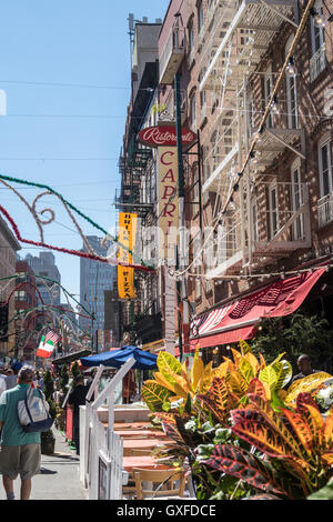 2016 Festa di San Gennaro, Mulberry Street, New York, Stati Uniti d'America Foto Stock