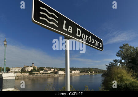 Segno per la Dordogna a Castillon-la-Bataille un comune nella Gironda dipartimento in Aquitaine nella parte sud-ovest della Francia. Foto Stock