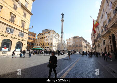 Colonna della Immacolata Concezione, da Piazza di Spagna, Roma, Italia Foto Stock