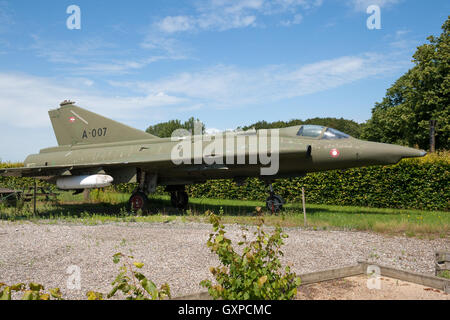 Danese Air force saab draken sul display in una posizione sconosciuta. Foto Stock