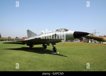 Swedish Air force saab draken sul display nella tecnologia militare park, kecel, Ungheria Foto Stock