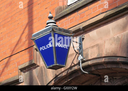 Tradizionale blu polizia britannica lampada stazione,Stockton Heath,WARRINGTON,CHESHIRE Foto Stock