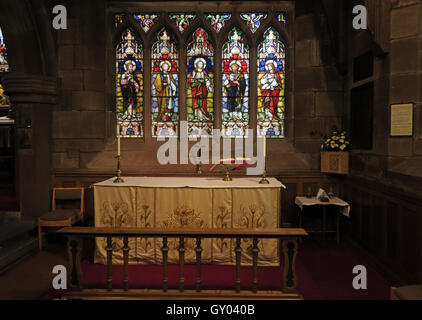 St Wilfrids Chiesa Grappenhall- Lady altare della cappella, Warrington, Cheshire, Regno Unito Foto Stock