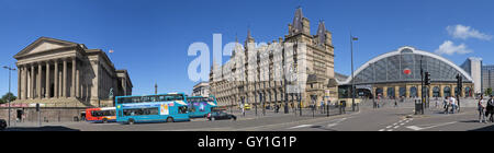 Lime Street Panorama, inclusi St Georges Hall, principale stazione ferroviaria Foto Stock