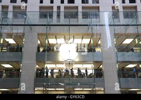 Sydney flagship store Apple a 367 George Street. Foto Stock