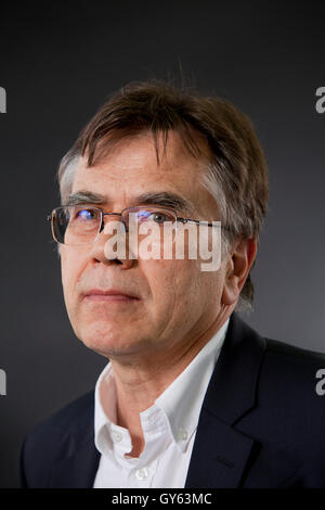 Jürgen Osterhammel, lo studioso tedesco e autore, a Edinburgh International Book Festival. Edimburgo, Scozia. Il 22 agosto 2016 Foto Stock