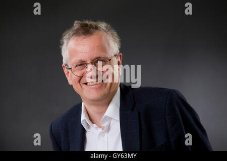 Murray Pittock FRSE, il British storico culturale, Bradley professore di letteratura e autore, , al Edinburgh International Book Festival. Edimburgo, Scozia. Il 22 agosto 2016 Foto Stock