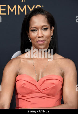 LOS ANGELES, CA - 18 settembre: Regina re arriva alla sessantottesima Emmy Awards di Microsoft, presso il Teatro di Settembre 18, 2016 a Los Angeles, California. Credito: mpi99/MediaPunch Foto Stock