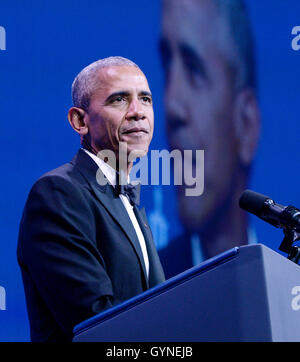 Il Presidente degli Stati Uniti Barack Obama parla al trentanovesimo del congresso annuale Caucus Ispanico Istituto di politica pubblica e la conferenza annuale di Gala di Premiazione a Walter E. Washington Convention Center, 15 settembre 2016, a Washington, DC. Credito: Olivier Douliery / Pool via CNP - nessun filo SERVICE - Foto Stock