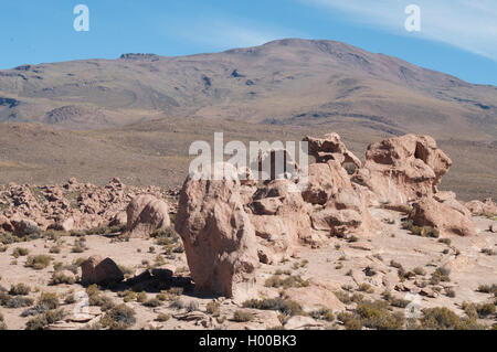 Erosi formazioni di roccia vulcanica nella Reserva Eduardo Avaroa, Bolivia Foto Stock