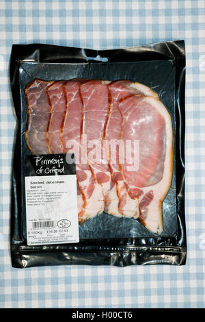 Pinneys di Orford Debenham affumicato pancetta Foto Stock