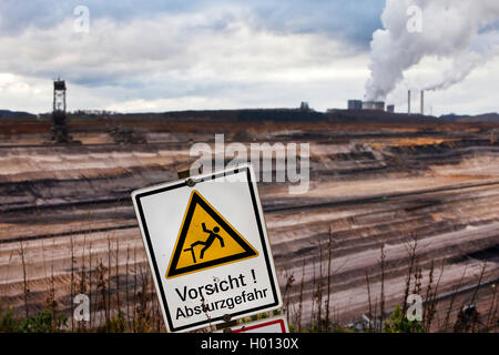 Un segnale di avviso nella parte anteriore del carbone marrone miniere di superficie Inden, in Germania, in Renania settentrionale-Vestfalia, Inden Foto Stock