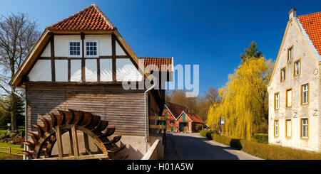 Mulino ad acqua di un monastero d Vinnenberg in Warendorf, in Germania, in Renania settentrionale-Vestfalia, Warendorf Foto Stock