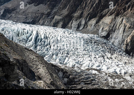 Ghulkin ghiacciaio, vicino lago Bortih in Pakistan Foto Stock