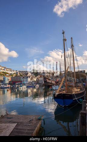 Brixham Harbour, Devon, Inghilterra Foto Stock