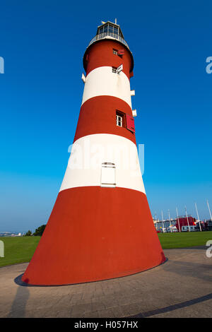 Smeaton's Tower, Plymouth. Il vecchio faro di Eddystone ora su Plymouth Hoe Foto Stock